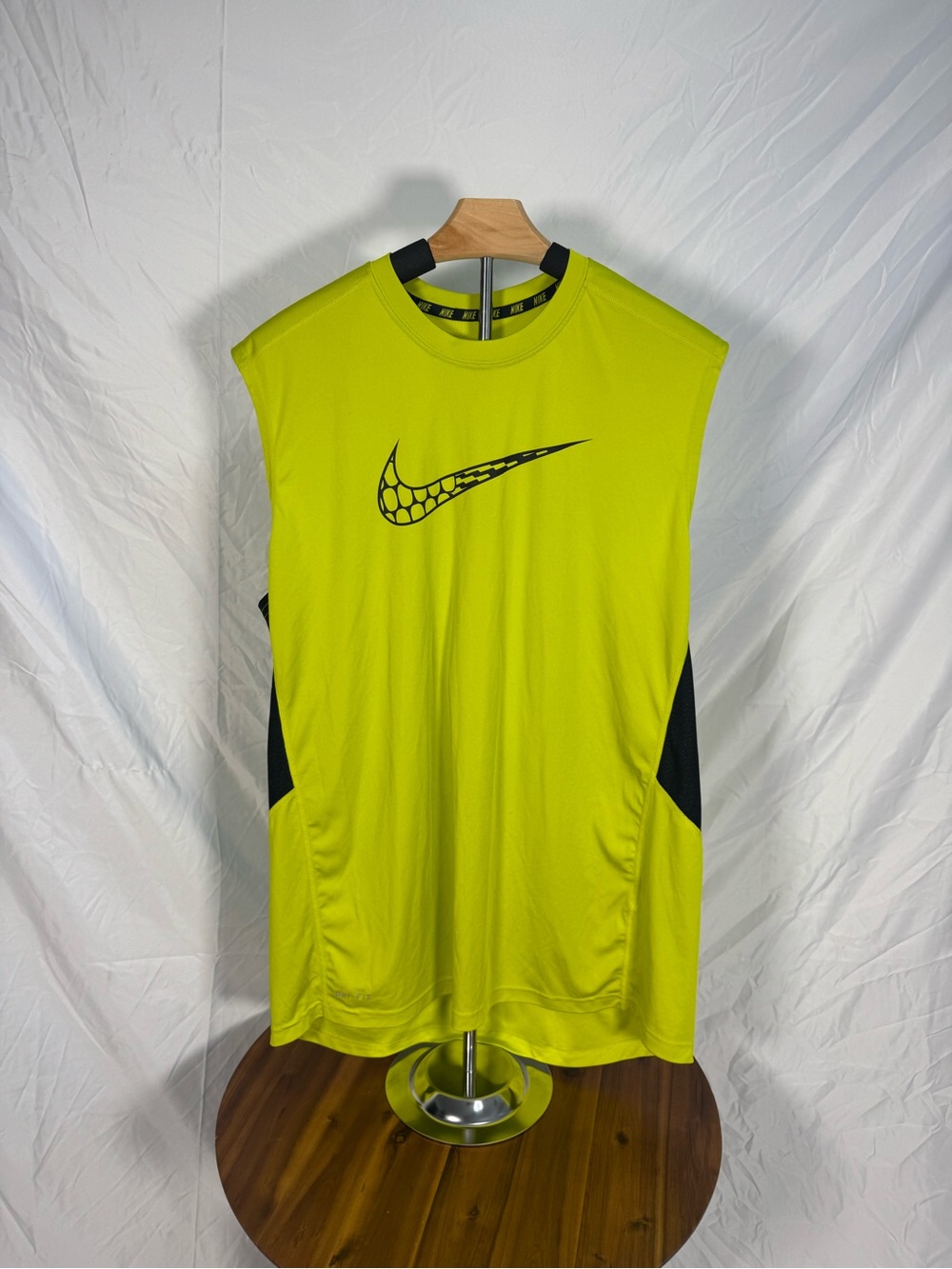 Nike Men's Sleeveless Training Tank - Neon Lime with Black Logo